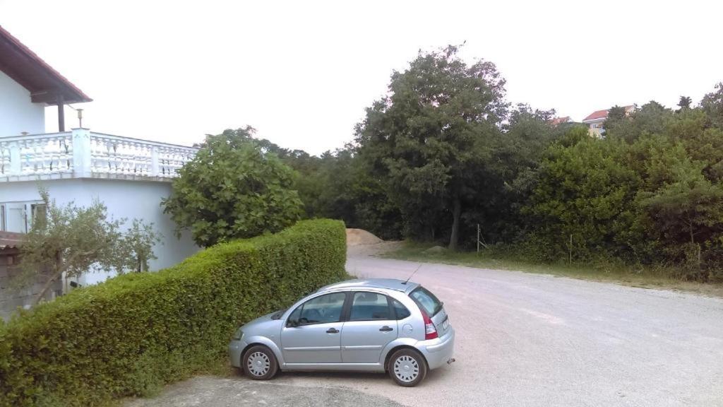 Apartments Hodanic Krk Town Exterior foto
