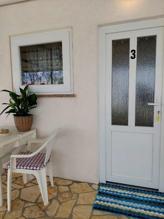 Apartments Hodanic Krk Town Quarto foto