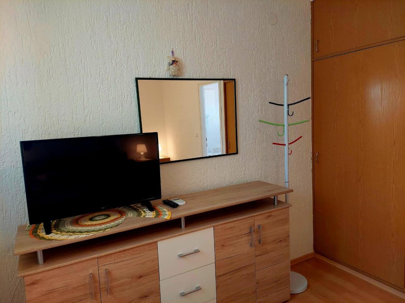 Apartments Hodanic Krk Town Quarto foto